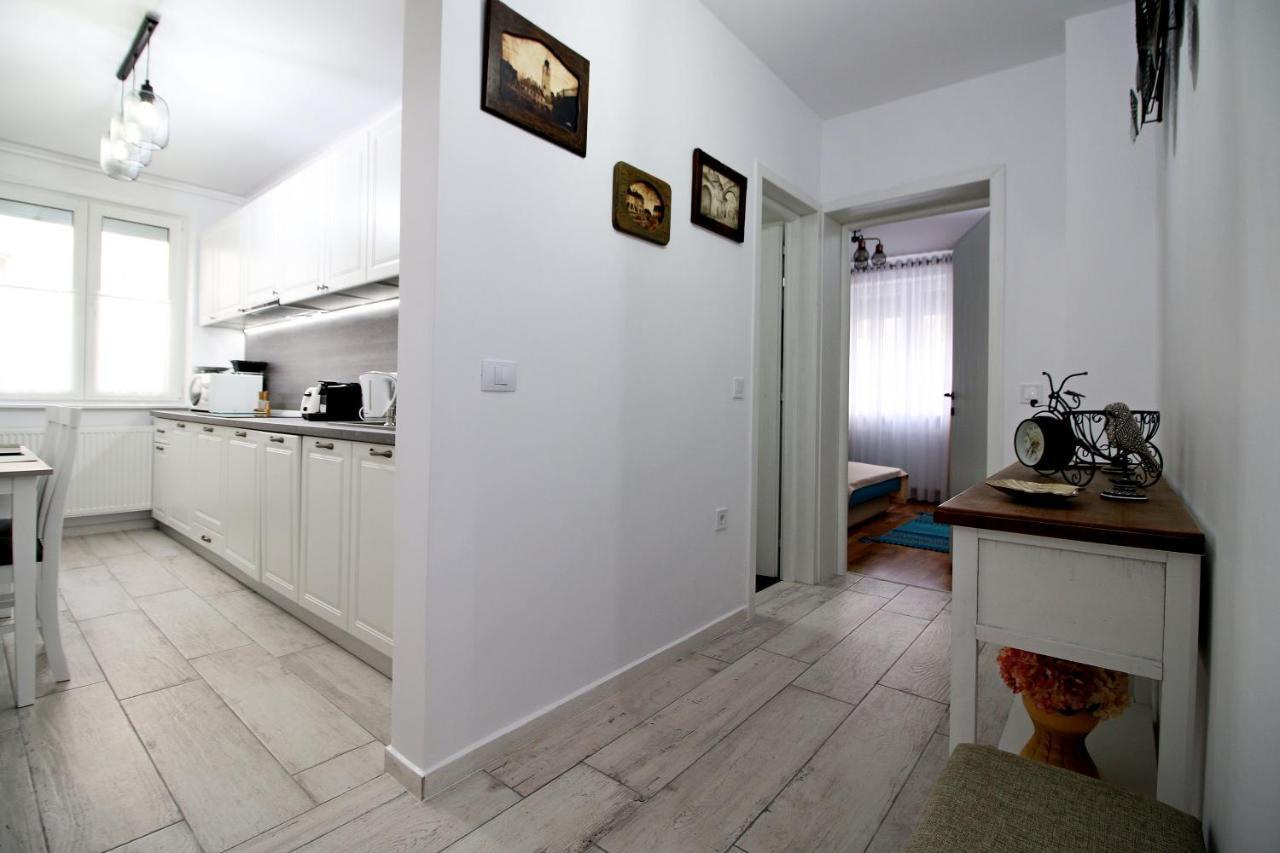 Appartement White Stone à Sibiu Extérieur photo